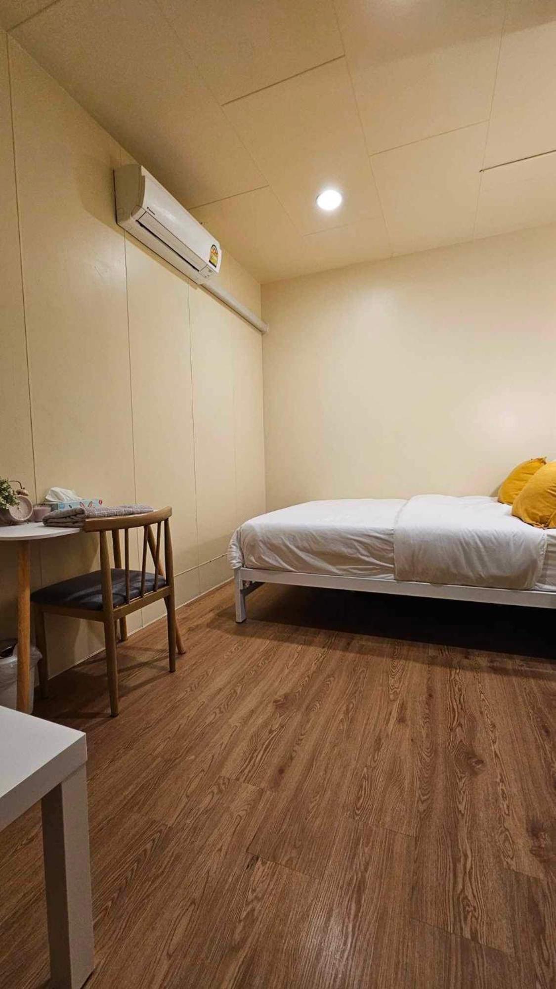 W District Hostel Bangkok Luaran gambar